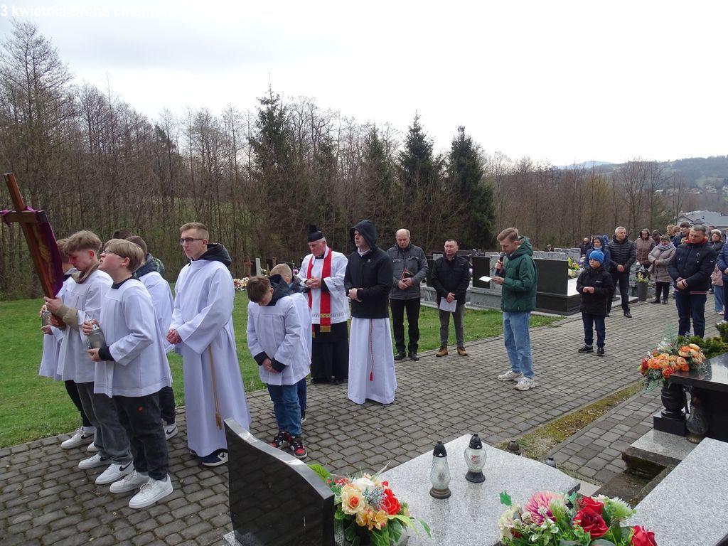 7 na cmentarz_92.JPG